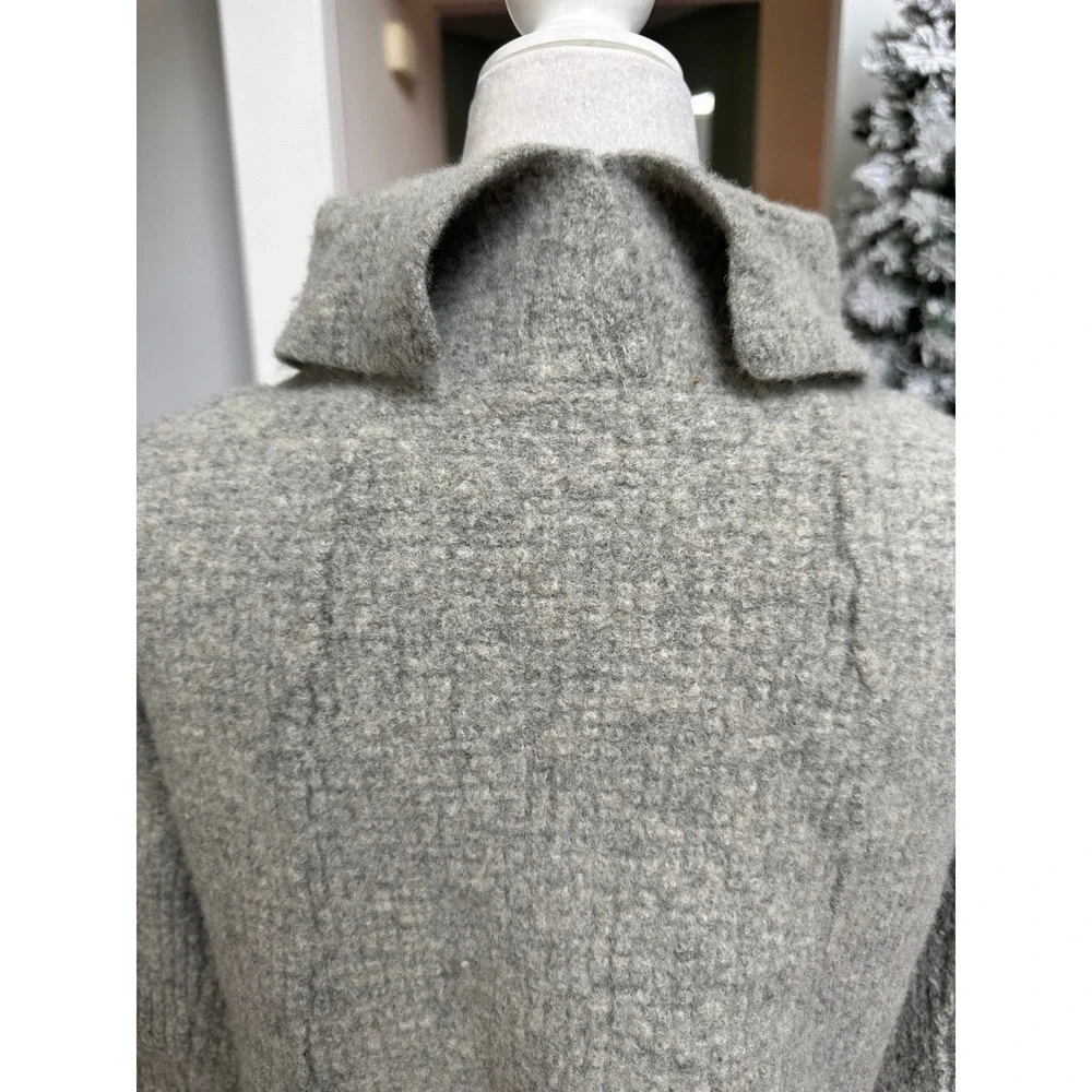 Free People 100% Wool Light Grey Long Sleeve Turtle Neck Sweater Size Small